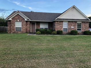 2625 Red Oak Dr, Van Buren, AR 72956