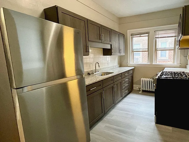 Lewis Manor Apartments — Photo 13