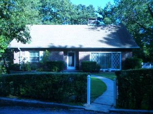 20 Spring Rd, Yonkers, NY 10705