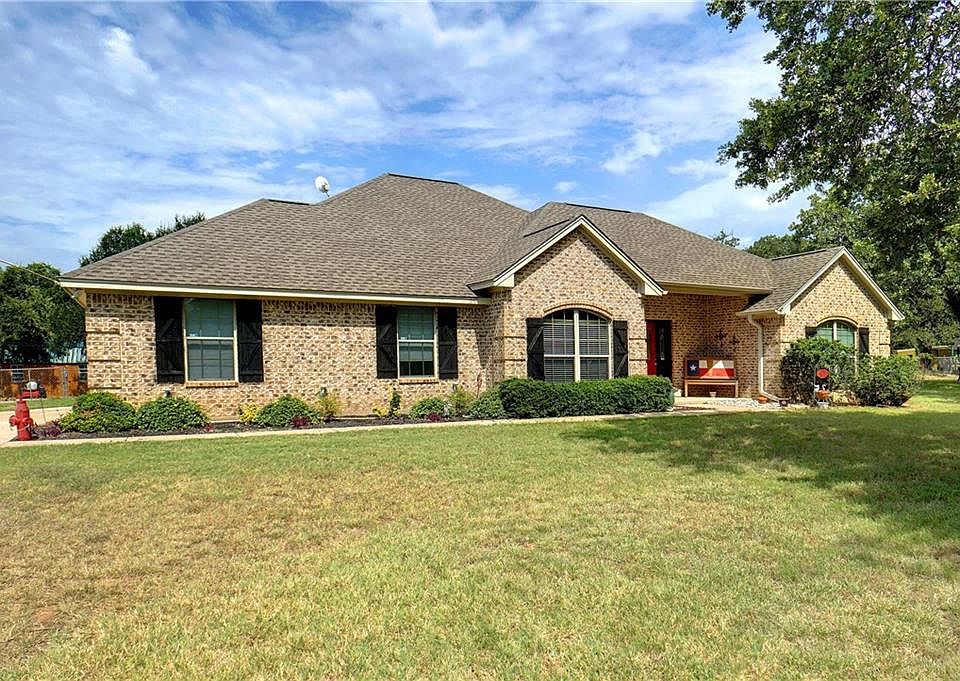 1st image of 116 Woody Creek Dr