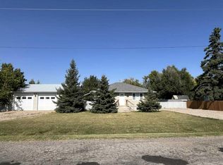 126 S Harris Rd, Taber, AB T1G2E4