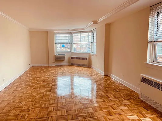 Rented by Halstead Real Estate | media 20