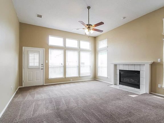 3rd image of 737 Azalea Dr