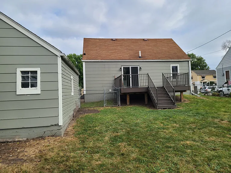 224 Hillside Ave — Photo 10