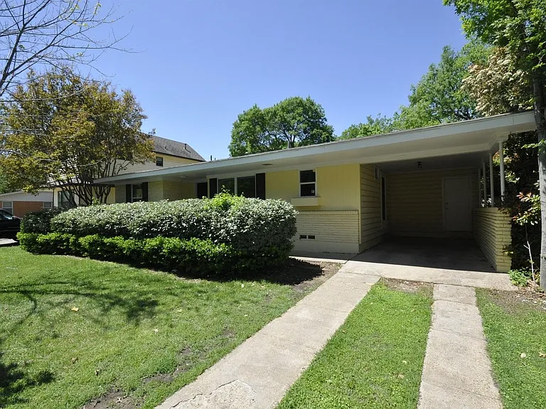 10457 Solta Dr — Photo 2
