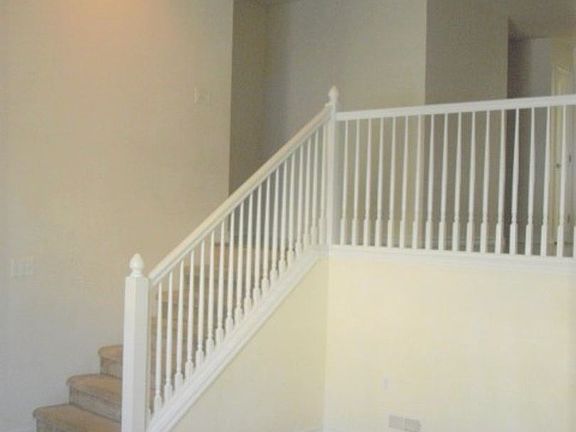 4th image of 3 Fuller Cir