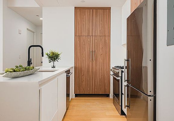 3rd image of 224 W 124th St #1548
