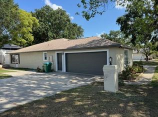 17650 Doris St, Montverde, FL 34756
