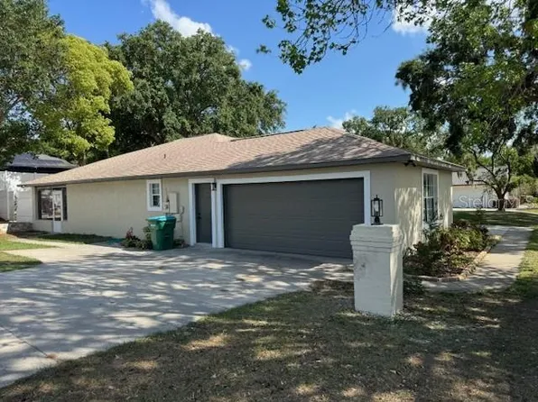 17650 Doris St, Montverde, FL 34756