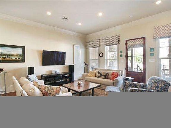5th image of 667 Arabella St