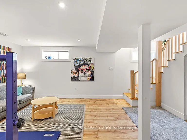 23 Newton St — Photo 41