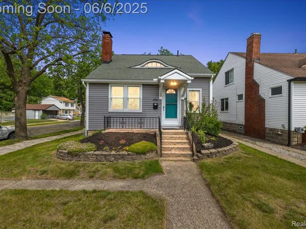 854 Pinecrest Dr, Ferndale, MI 48220