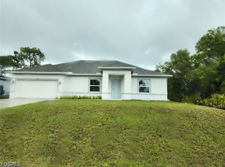 4008 7th St SW, Lehigh Acres, FL 33976