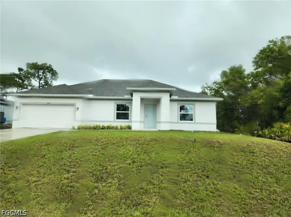4008 7th St SW, Lehigh Acres, FL 33976