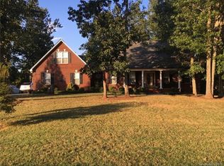 1669 Arden Dr, Lincolnton, NC 28092
