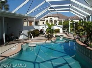 5215 Sarasota Ct, Cape Coral, FL 33904