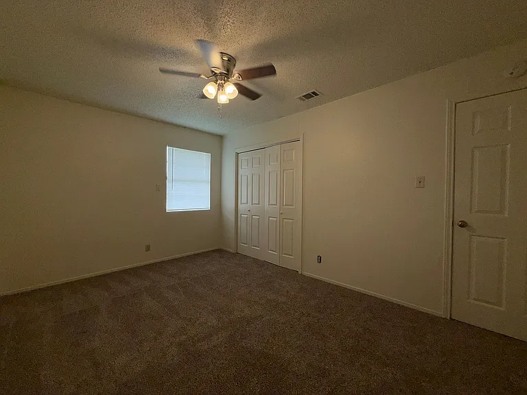 5501 Rose Hill Cir — Photo 14