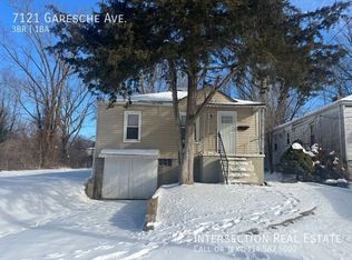 7121 Garesche Ave, Saint Louis, MO
