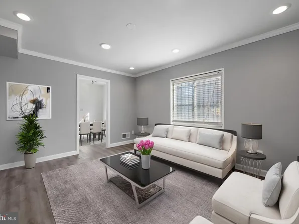 Martin L King Jr Ct #6029, Capitol Heights, MD 20743