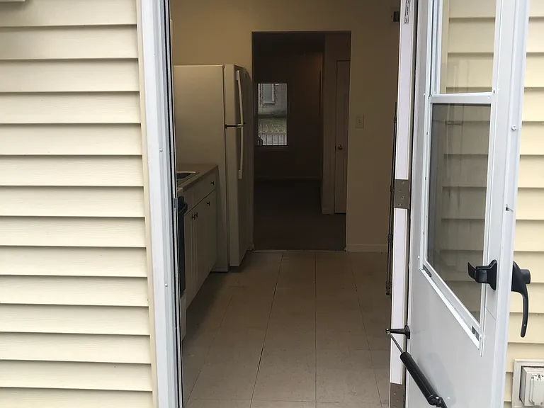 13 Wiltwyck Ave #11 — Photo 7