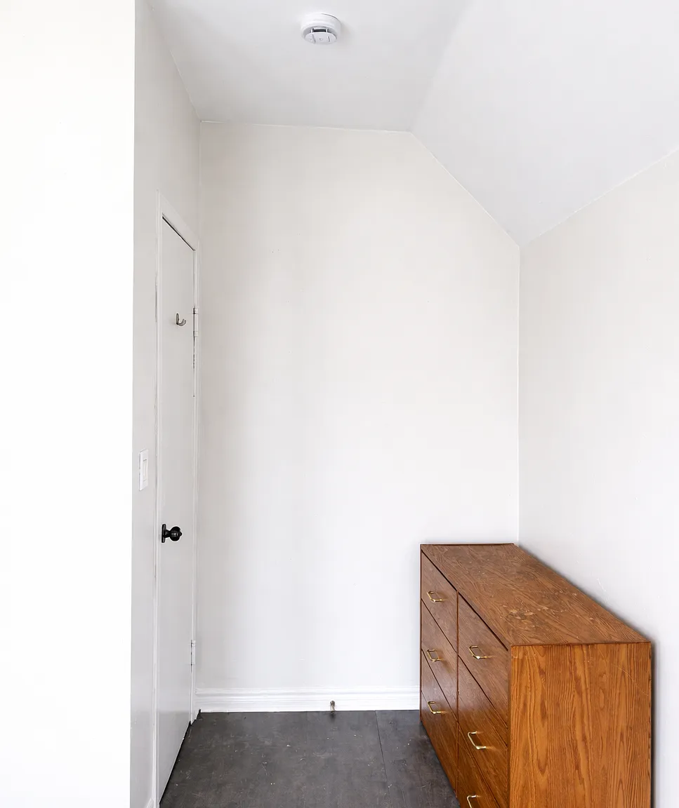 4899 Kitchener Street, Unit 303, Niagara Falls — Photo 4
