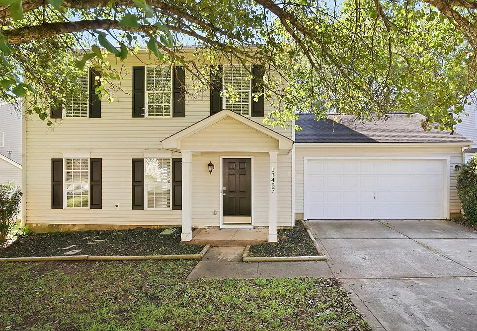11437 Silverfield Ln