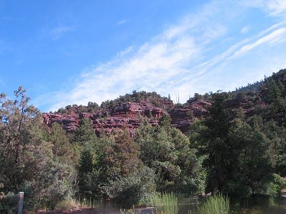 3rd image of 10 Red Cliff Rd