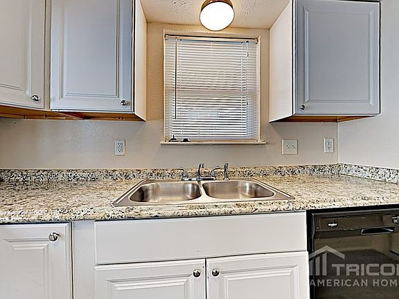 4th image of 12331 Northcliffe Manor Dr