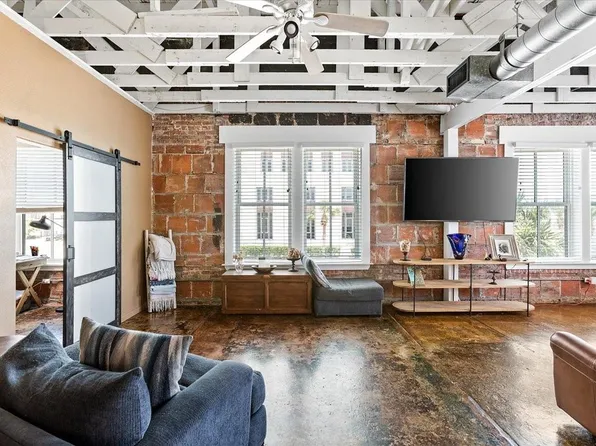 2510 Church St #2, Galveston, TX 77550