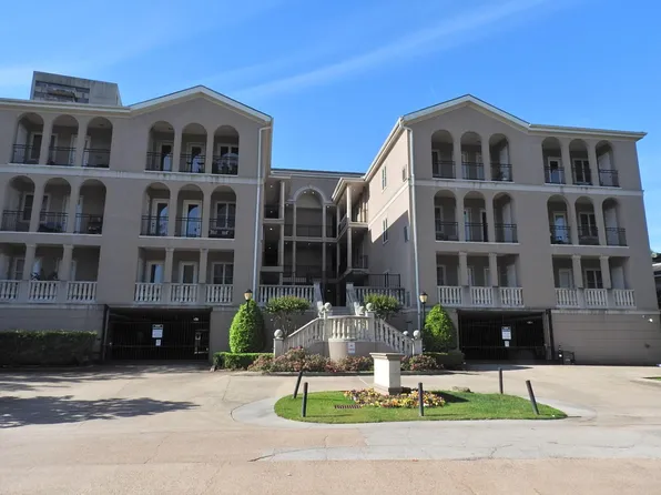 58 Briar Hollow Ln APT 204, Houston, TX 77027