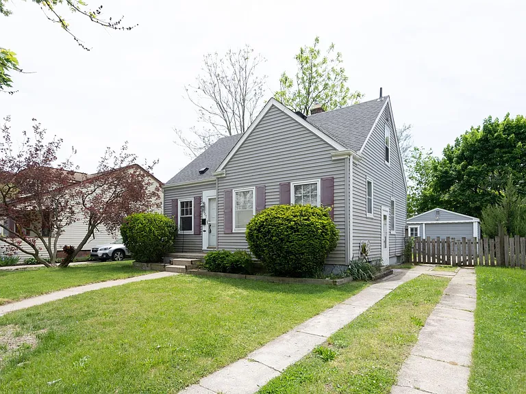 1587 Leroy St — Photo 25