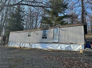 8051 Antigua Rd SW, Sherrodsville, OH 44675