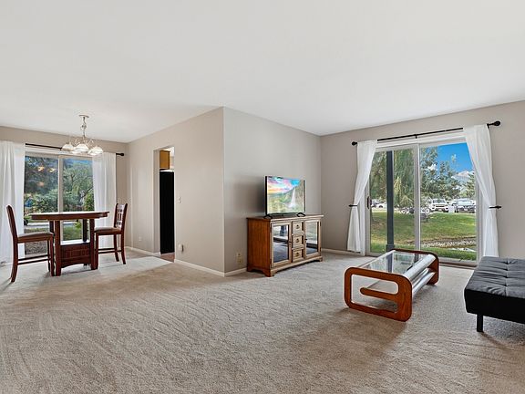 2nd image of 1561 Raymond Dr APT 102