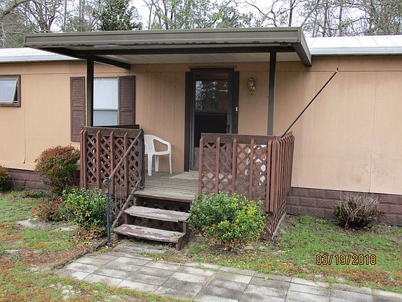 3rd image of 186 Cathy Dr