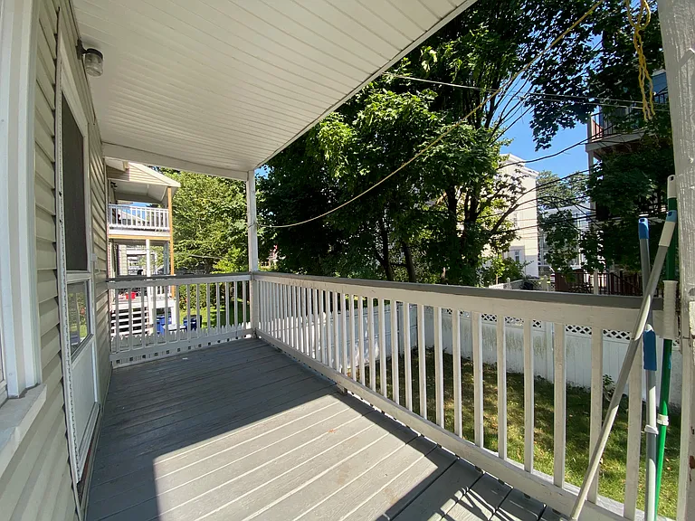 28 Aldrich St #1 — Photo 16