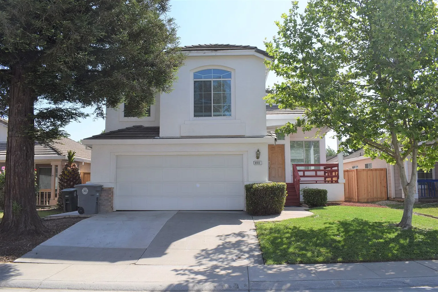 8103 Primoak Way photo 1