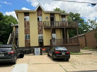 11 Station St APT 100, Crafton, PA 15205