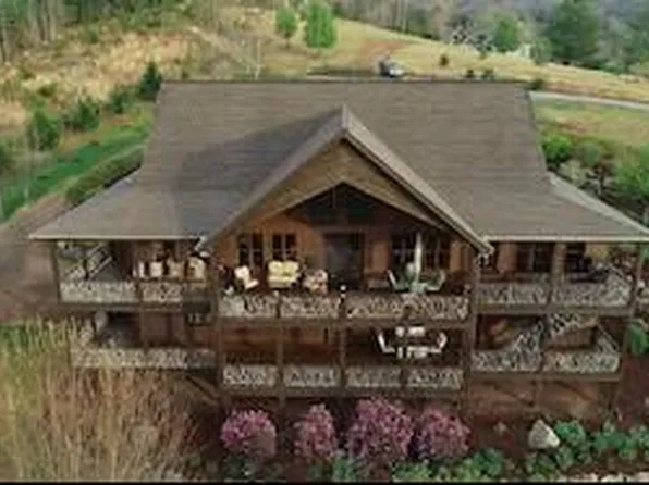 120 Sunset Mountain Trl, Franklin, NC 28734
