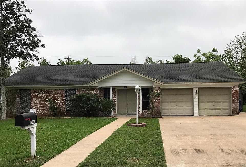 1st image of 2608 Westfield St