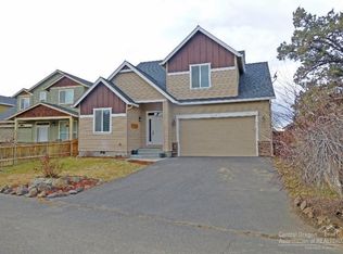 1384 SW 27th St, Redmond, OR