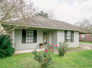 14090 Troy Duplessis Dr, Gonzales, LA 70737