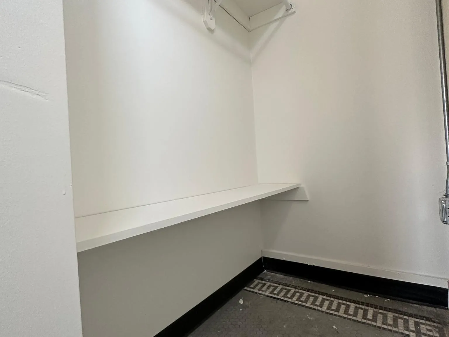 Studio, 325 sqft, $725 — Photo 4
