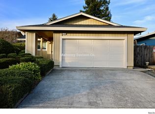1552 Gretchen Ct, Rohnert Park, CA 94928