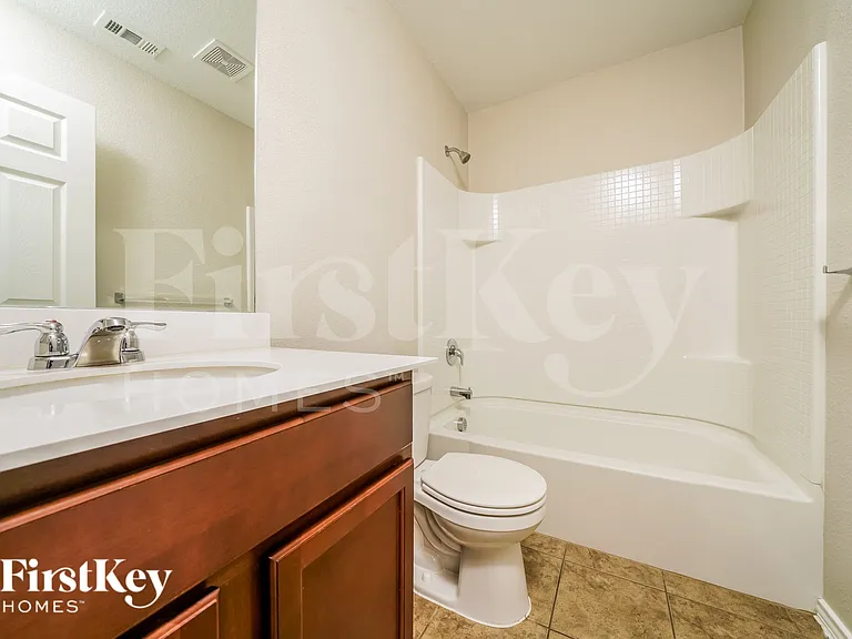 1505 Vernon Dr — Photo 17