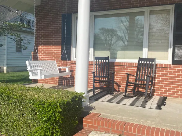 322 N New Madrid St, Sikeston, MO 63801