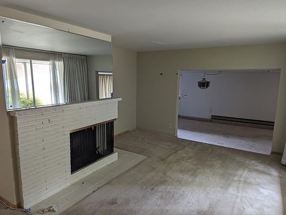 2nd image of 714 100th Ave SE