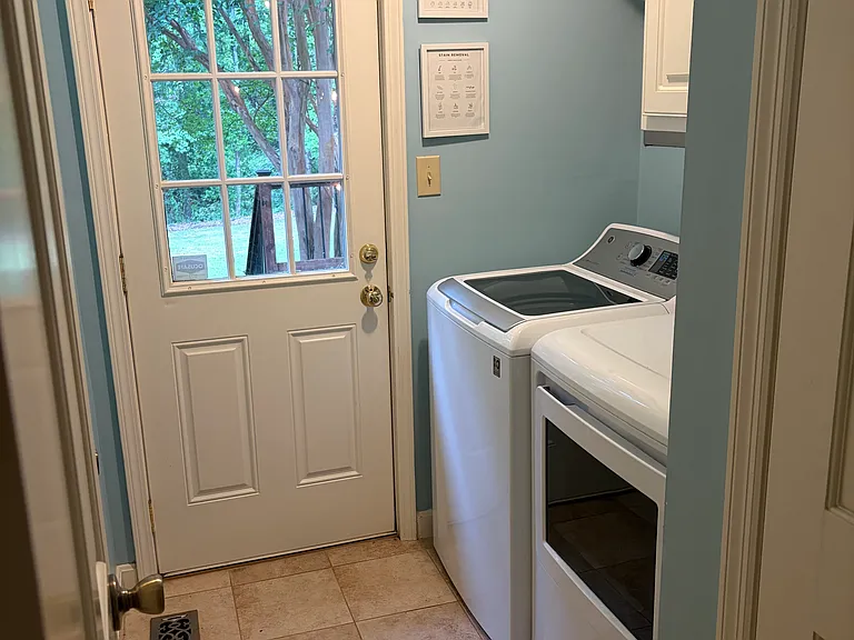 4924 Maplewood Dr — Photo 11