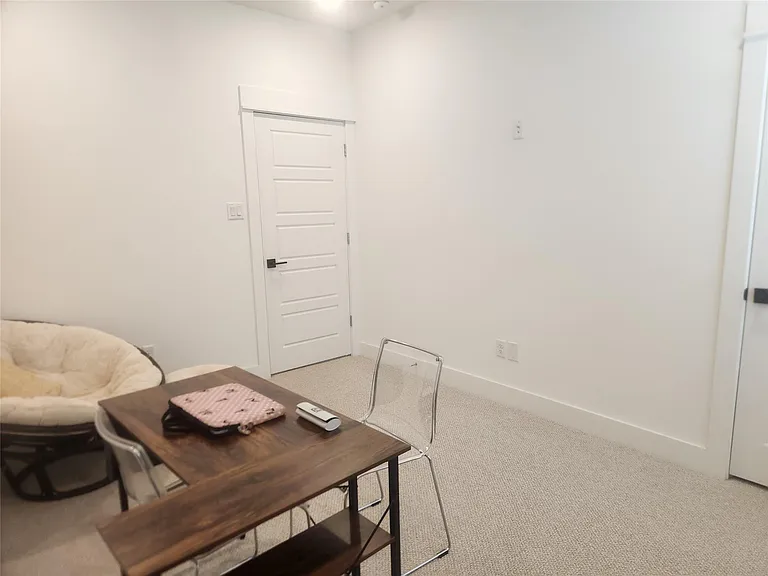 5831 Highland Sky Ln — Photo 12