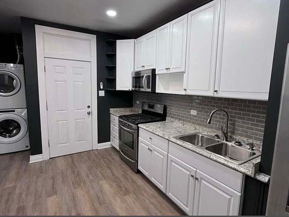 4th image of 5515 S Winchester Ave #1