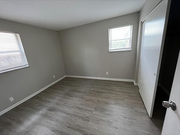 2nd image of 1414 E Columbus St #C